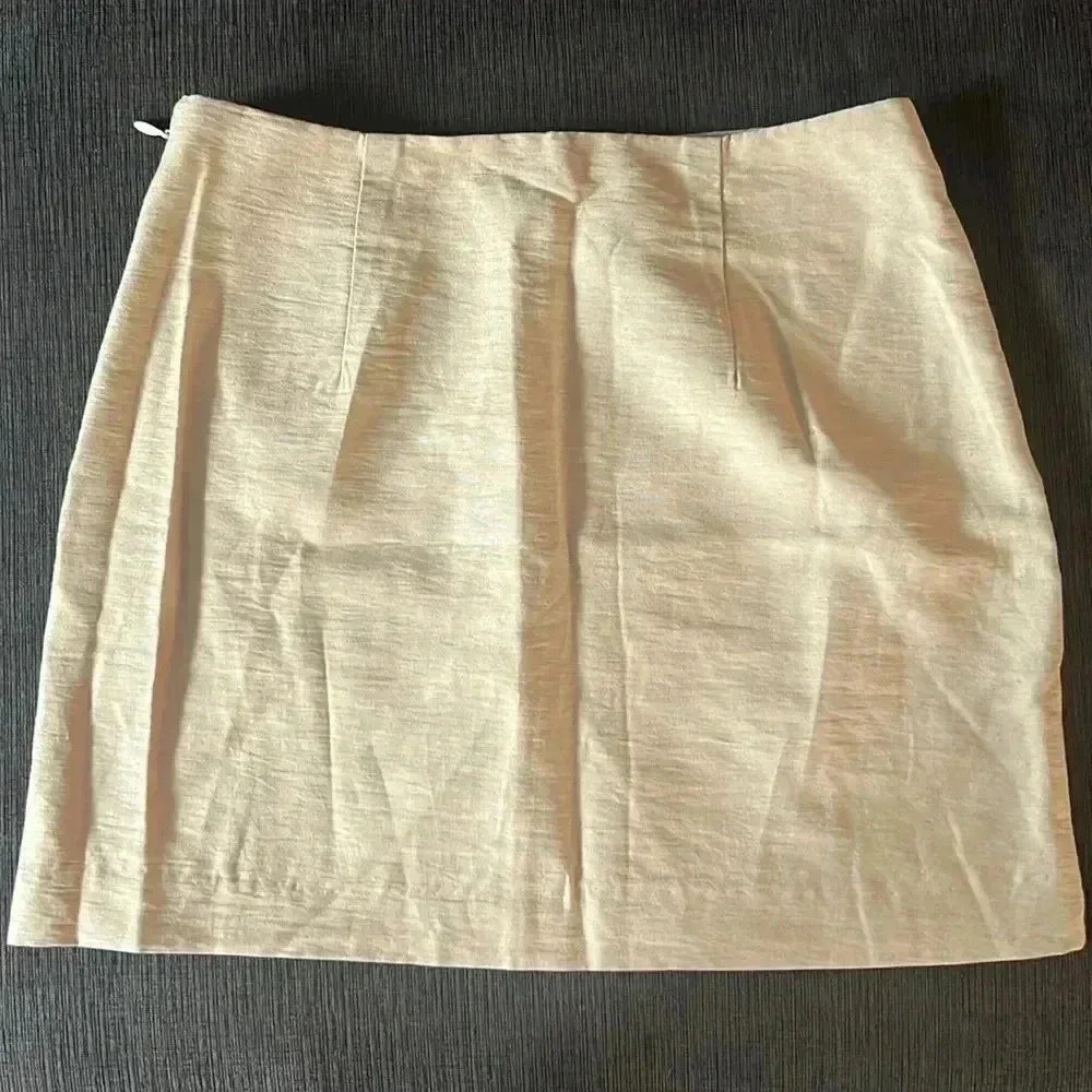 Linen Skirt with slit - Picture 5 of 6